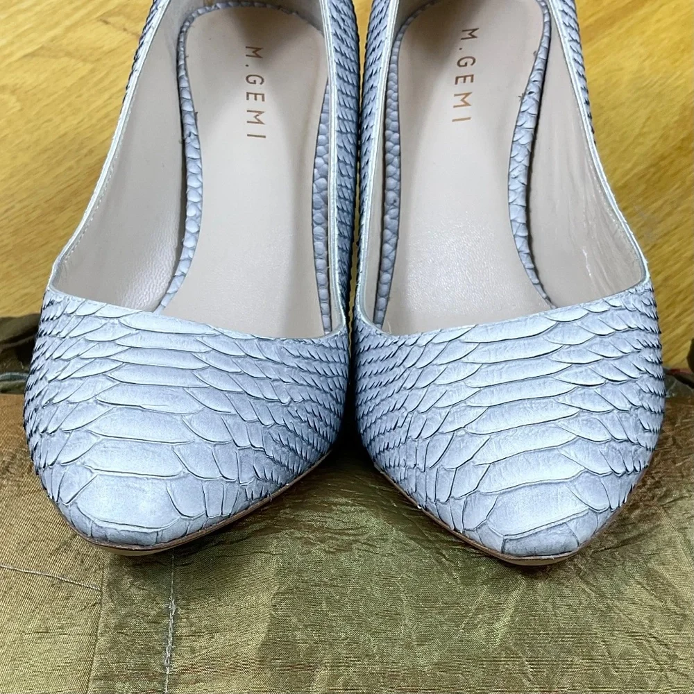 M. Gemi Heels Gray Faux Snakeskin Lustro (39.5, 8.5)